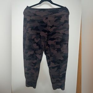 Camo align joggers